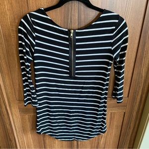 High-low tunic zipper back